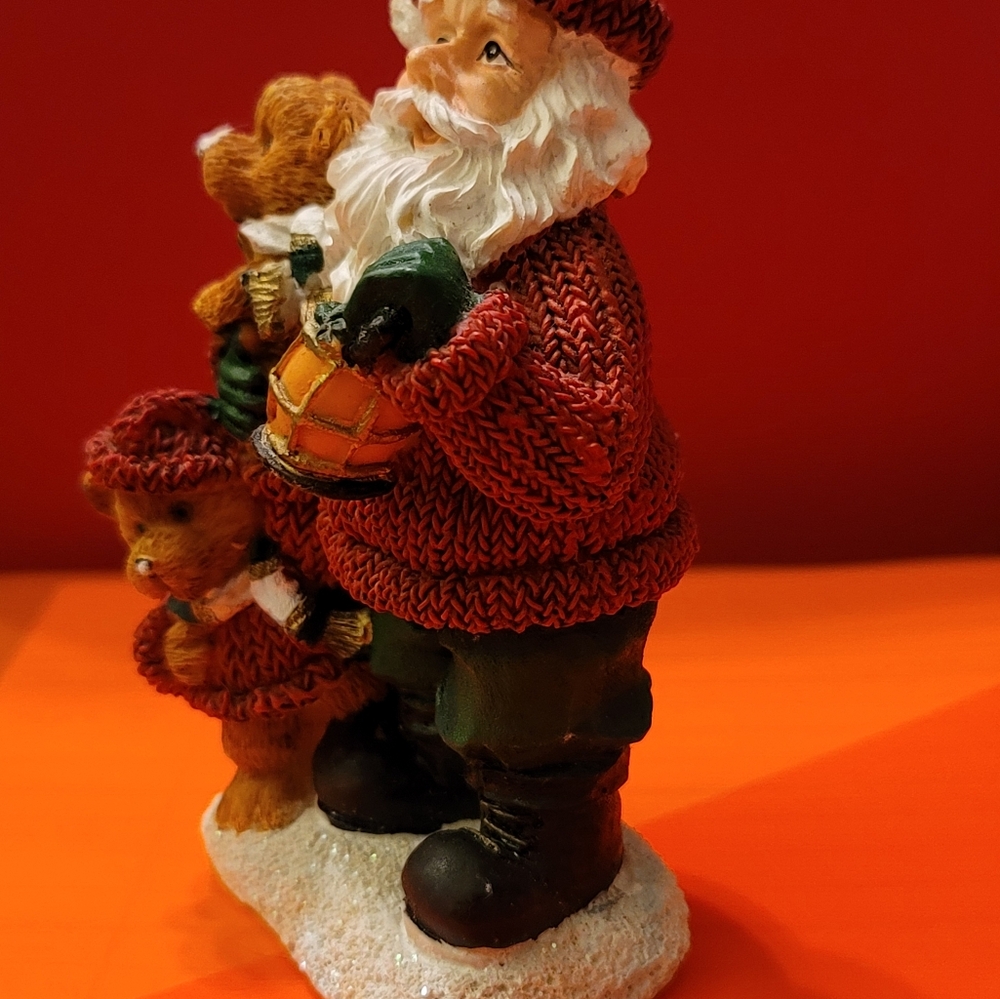 K's Collection. Santa figurine. EUC. - Picture 5 of 6